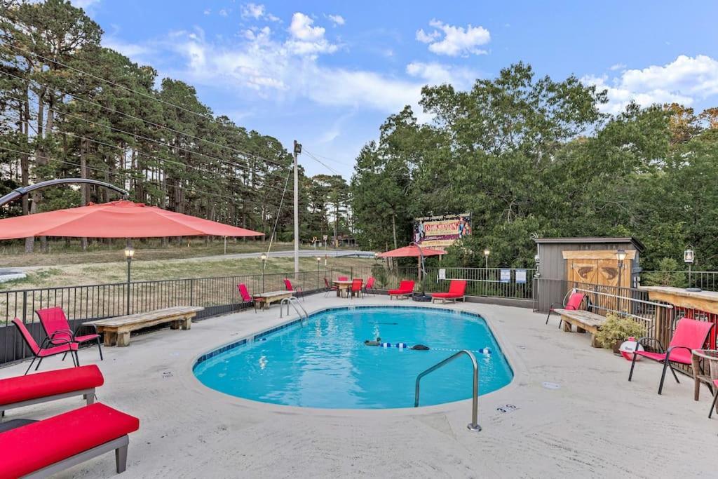 Stonegate Lodge 2 Queen Beds Fast Wifi 50In Tv Salt Water Pool Room # 305 Eureka Springs Exterior foto